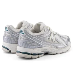 1906R Sneakers, Silver Metalic/Sea Salt, 40