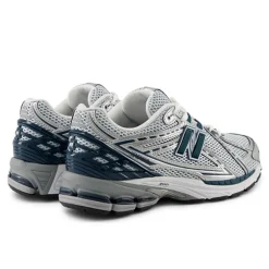 1906R Sneakers, Silver Metallic/Deep Ocean, 38,5