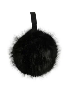 Sara Ørevarmere, Black