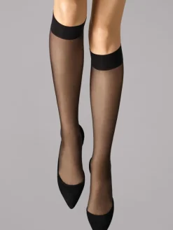 Satin Touch 20 Knee-Highs, Sort, M