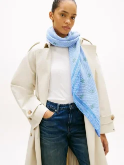 Script Monogram Tørklæde, Blue Spell