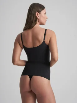Sculpting Singlet Top, Black, L