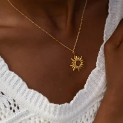 Sun Wild Large Vedhæng, Gold Plated