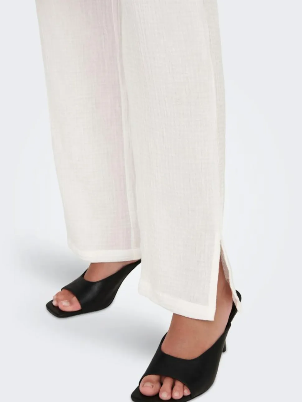 Theis Bukser, Cloud Dancer, M