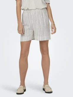 Tokyo Life Shorts, Bright White Cub, M