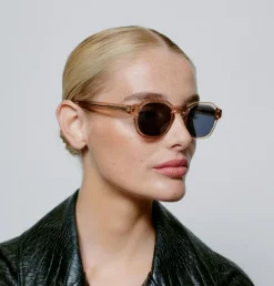 Zan Solbriller, Champagne